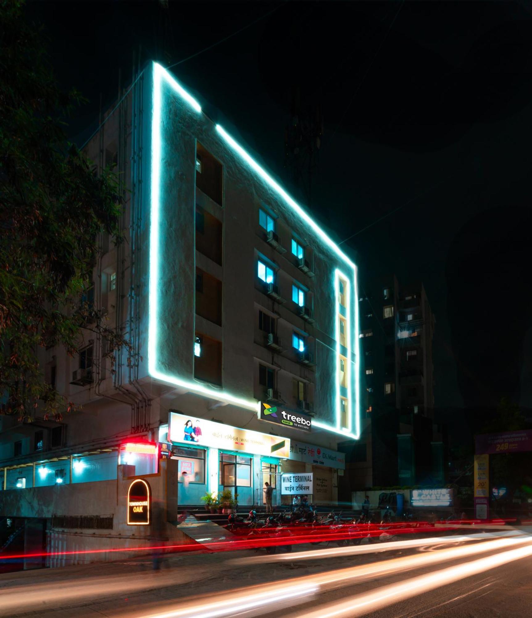 Hotel Treebo Trend The White Castle Pune Exterior foto